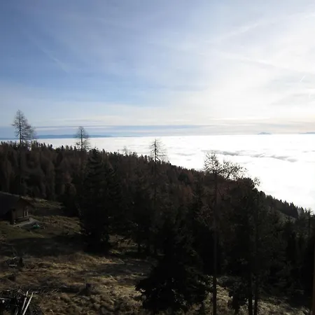 公寓 艾乐豪斯卡兰坦恩酒店