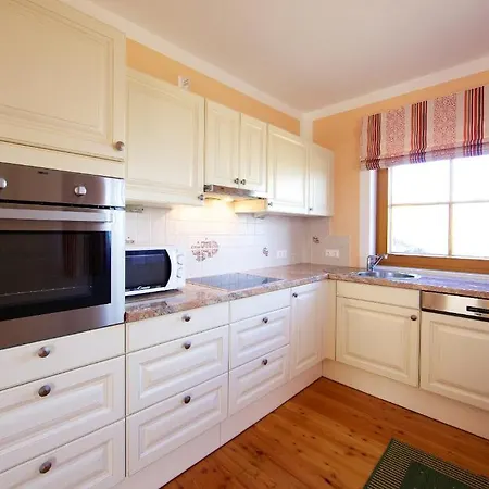 艾乐豪斯卡兰坦恩酒店 * 霍赫林德