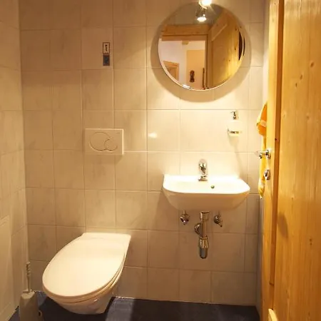 公寓 艾乐豪斯卡兰坦恩酒店