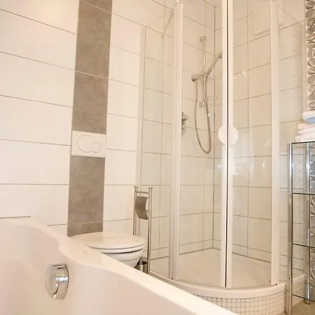 艾乐豪斯卡兰坦恩酒店 公寓 霍赫林德