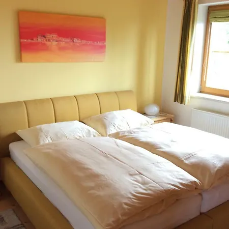 艾乐豪斯卡兰坦恩酒店 霍赫林德